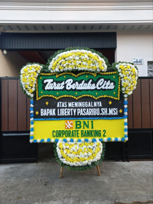 Papan Bunga Duka di Barusari